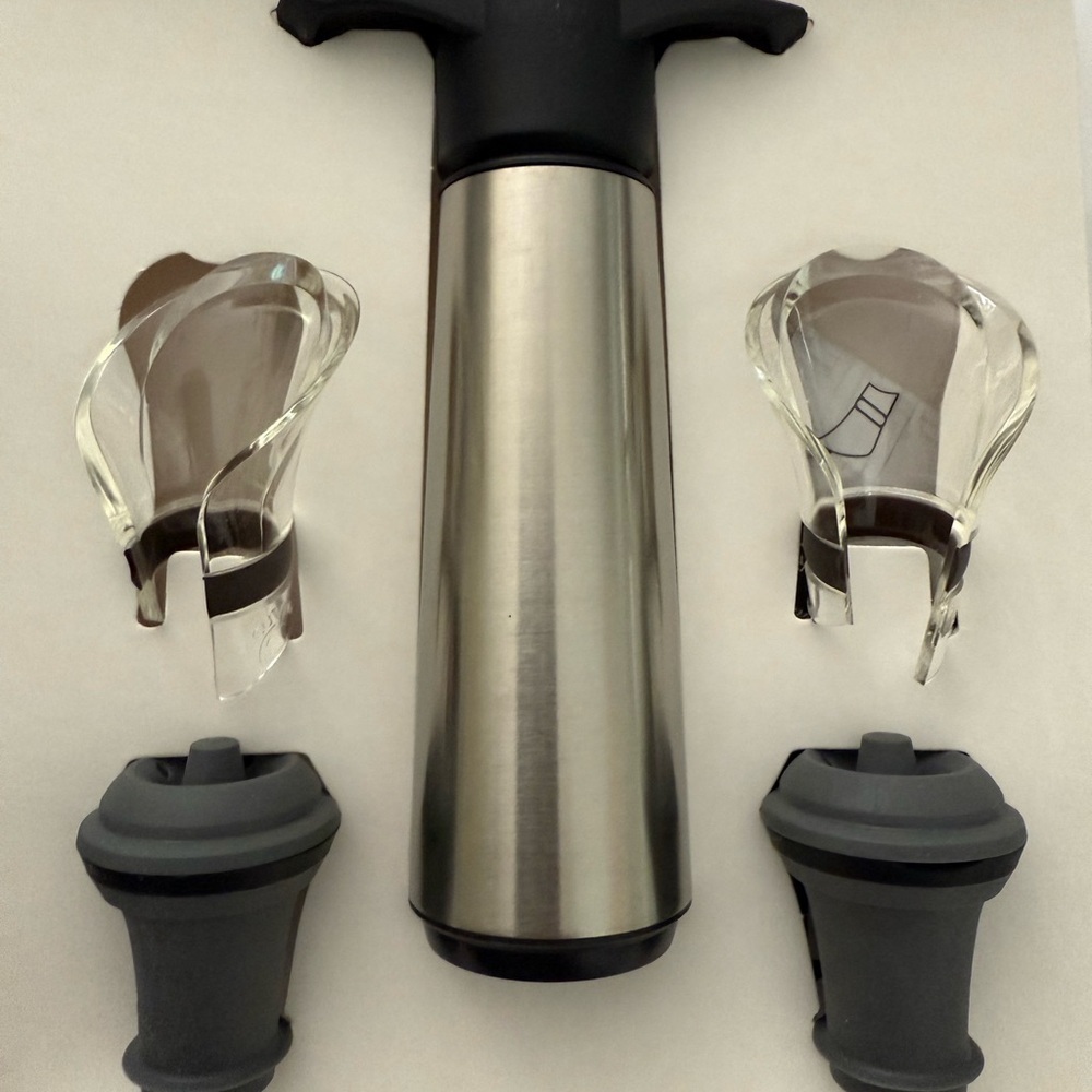 Stainless Steel Wine Preserver - Picture 3 of 3